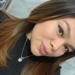 Meet your Posher, Mayra